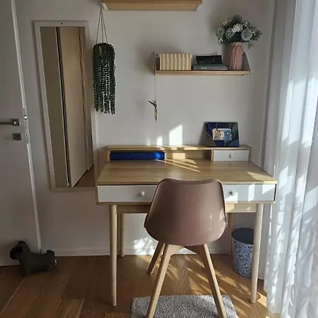 Homestay Confortevole Stanza Privata In Grazioso Con Giardino *